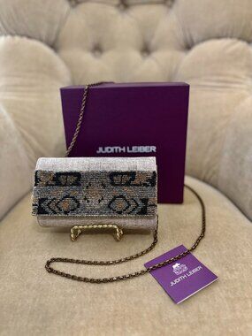 Auth. JUDITH LEIBER FEED 1000 Clutch LTD Edition Beaded Linen Minaudiere Bag